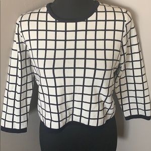 Forever 21 Chic Grid Sweater Size S